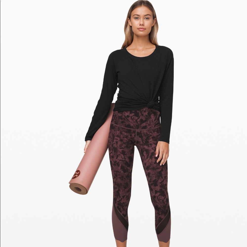 Emerald Long Sleeve Lululemon black shirt